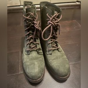 Ugg Kilmer Green Suede Boots Size 9